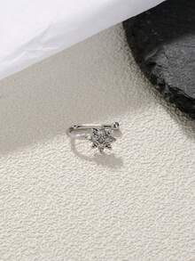 Nooxian 1 件微镶嵌方晶锆石八角星 U 型假鼻环 - 銀色 - 查看 5