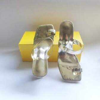 Sandalias de tacón alto, elegantes, minimalistas y versátiles con tiras de PU doradas y punta cuadrada, cómodas y perfectas para vacaciones, para adolescentes