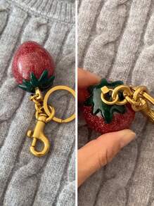 HXXOOS 1 Peça Chaveiro Kawaii de Morango com Glitter Vibes Y2K, Acessório Charmoso Estético e Fofo para Bolsa de Mulheres no Verão