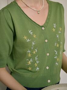 Simple Retro Spring - Summer Fitted Knit Cardigan With V - Neck, Floral Embroidery And Puff Sleeves - Green - View 4