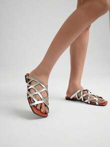 New Arrival Women Plus Size Fashion Retro Roman Style Sandals, Casual Versatile Non-Slip Wear-Resistant Flat Comfortable Woven Hollow-Out Open-Toe Beach Slippers - Silver - View 4