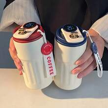 智能温度显示 316 不锈钢真空隔热咖啡杯，不含 BPA 旅行杯，热饮/冷饮，450 毫升/15.22 盎司，防漏，适用于办公室/健身房/汽车/户外使用，雕刻圣诞情侣礼物，12 小时保温，防滑底座，军用级耐用性，可重复使用的玻璃杯，公司徽标品牌，露营远足配件，情人节礼物