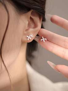 1 Pair Asymmetric Silver 925 Flower Stud Earrings, Multifunctional Accessories For Women - Suitable For Daily Wear, Parties And Special Occasions - An Ideal Gift - Flowers - View 3
