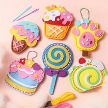 6PCS Kids DIY Sewing Bag Kit, Kids Handmade DIY Sew And Sew Fun Charms, Creative Craft Kits To Develop Fine Motor Skills And Imagination, Sew Fun Felt Craft Activities, Creative Handmade Keychains For Kindergarten, Fabric Bookbag Charms Material Kit, DIY Handmade Sew Fun Kit For Beginners, Preschool Toys Arts And Crafts Kits (Accessories Randomly Colored)