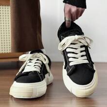 Men Skateboarding Shoes