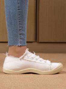Lightweight Comfortable Solid Color Preppy Style Athletic Slip-On Lace-Up Soft Sole Flat Casual Sneakers For Women, Spring And Summer, European And American Style