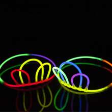Set aros luminosos - Anillos de neón de colores que se iluminan, accesorios que brillan en la oscuridad para festivales, raves y eventos al aire libre