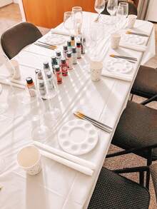 10 包 54*108 英寸一次性活动派对桌布 PEVA 材质，生日、甜点、家庭聚会纯白色桌布派对装饰、圣诞节、野餐