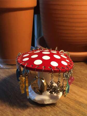 1 pièce Porte-boucles d'oreilles en forme de champignon, Cadeau de la Saint-Valentin Retour à l'école