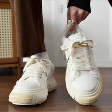Men Skateboarding Shoes