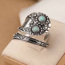 1pc Vintage Carving Open Ring With Geometric Turquoise Design, Creative Women's Jewelry For Daily Gatherings