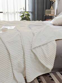 1pc Soft, Cozy Milk White Striped Plush, Fleece Blanket, Suitable For Bedroom And Guest Room