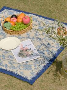 1pc French Romantic Vintage Floral Print Picnic Mat, Navy Blue Lace Trim, Thick & Durable, Multipurpose Covering Blanket Perfect For Outdoor Picnic, Family Gathering, Backyard, Afternoon Tea, Photography Background, Suitable For All Seasons