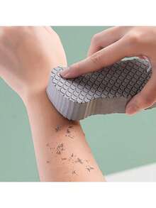 1pc Hanging Fish Scale Bath Sponge - Double-Sided Exfoliating Massage Bath Brush, Soft Foaming Body Cleansing Sponge, Spa-Like Experience, Easy To Clean And Quick Drying Bathroom Accessory - Multicolor - View 1