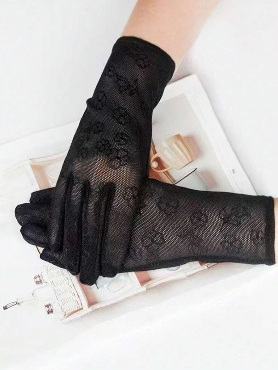 1 Pair Women's Short Lace Breathable Sunscreen Gloves, Suitable For Various Outfits