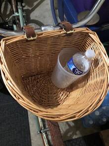 Cesta delantera de bicicleta de mimbre para mujeres y hombres, cesta de bicicleta tejida a mano, cesta delantera desmontable de mimbre para manillar de bicicleta. Se adapta a la mayoría de las bicicletas, bicicletas de paseo, bicicletas eléctricas, bicicletas de carretera, contenedor de almacenamiento para el manillar con 2 correas ajustables. - Marrón - Ver 8