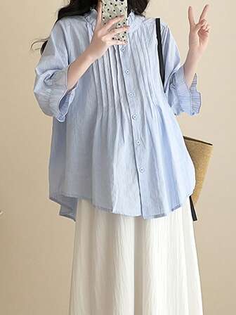 女士夏季褶皱简约褶皱衬衫，具有美观的法式设计，休闲风格