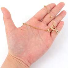 1件新款时尚双心字母吊坠金色不锈钢珠链项链，女士款