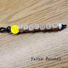 1 móc khóa tên tùy chỉnh, hạt gỗ viết tắt, bóng đá/bóng rổ/bóng chày/bóng bầu dục/bóng chuyền/quần vợt thể thao quà tặng cá nhân, quà tặng tốt nghiệp cho bạn trai, nam giới - móc khóa hạt gỗ - Xem 45