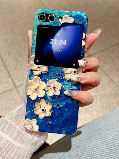 1 pieza Funda de teléfono con pintura de aceite de resina de luz azul y flor blanca compatible con Samsung Galaxy Z Flip, Samsung Galaxy Z Flip 7, Samsung Galaxy Z Flip 5/4