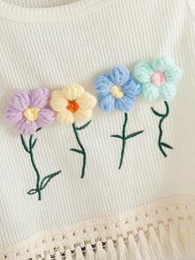 2 件套年轻女孩甜美花卉刺绣华夫格流苏边背心和流苏边短裤，适合夏季外出、度假、日常穿着、学校、派对