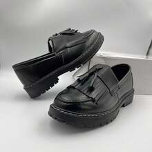 男士英伦风格亮面流苏乐福鞋，厚底一脚蹬莫卡辛船鞋，圆头休闲春秋 - 黑色 - 查看 10