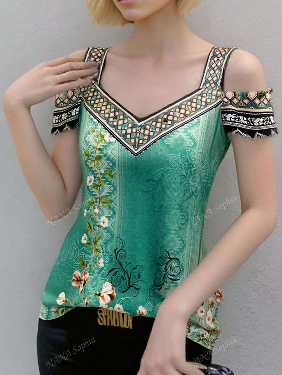 Abbigliamento estivo da donna, indumenti da vacanza, maglietta grafica con spalle scoperte, blusa elegante per uso all'aperto