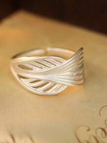 1 Stück Damen mattglänzender, mehrlagiger Linien-Design-Ring, einzigartiger strukturierter, verdrehter geometrischer offener Ring