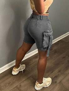 Y2K 宽松直筒多口袋牛仔短裤（女款） - 深灰色 - 查看 2