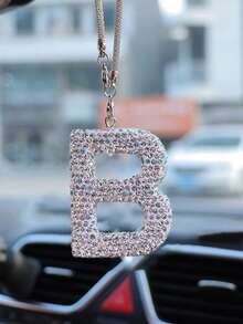 1 件 A-Z 形水钻汽车后视镜挂饰，适用于包包和汽车后视镜装饰