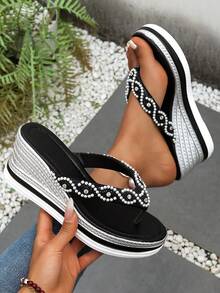 Sandali con zeppa da donna con decorazioni in perle, stile bohémien, punta aperta, fondo spesso, alla moda e versatili