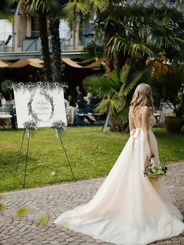 1 pièce Support d'affichage de haute qualité Trépied métallique d'affichage pliable réglable en hauteur Supports antidérapants pour la décoration du mariage et de la fête. Support de chevalet métallique télescopique pliable pour affiche de mariage, image, décoration de la maison
