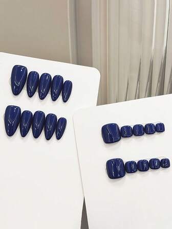 10 st Solid Royal Blue Glansiga handgjorda naglar tånaglar Tryck på naglar Enkla sommarnaglar Korta fyrkantiga/långa mandel falska naglar Heltäckande Nageltips med gelélim och nagelfil, DIY Nail Art Supplies