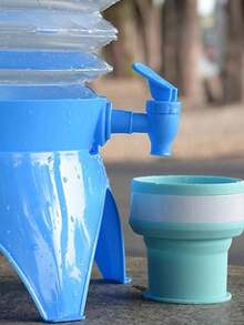 3.5L 户外折叠水桶、车载水容器、带水龙头的便携式折叠水箱，适用于家庭和露营 - 彩色 - 查看 3