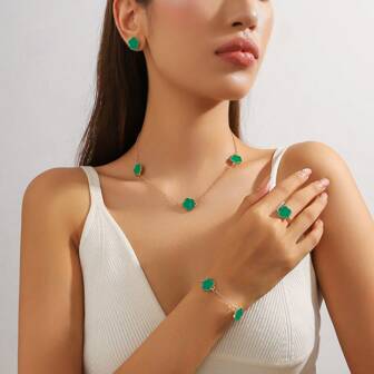 2/4PCS Bohemian Five-Petal Flower Necklace For Women - Stylish Summer Vacation & Everyday Accessory, Alloy Metal, Elegant Floral Design, Stylish Necklace | Bohemian Style
