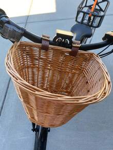 Cesta delantera de bicicleta de mimbre para mujeres y hombres, cesta de bicicleta tejida a mano, cesta delantera desmontable de mimbre para manillar de bicicleta. Se adapta a la mayoría de las bicicletas, bicicletas de paseo, bicicletas eléctricas, bicicletas de carretera, contenedor de almacenamiento para el manillar con 2 correas ajustables. - Marrón - Ver 10