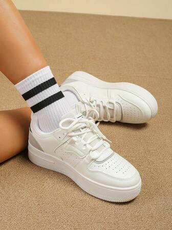 Zapatillas casuales blancas para mujer de talla grande, zapatos deportivos de plataforma con cordones, de moda y transpirables, para estudiantes