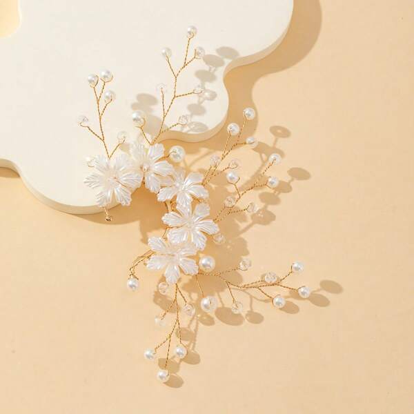 1pc Handcrafted Golden Crystal Leaf Ear Cuff For Women, Non-Piercing Ear Clip On Jewelry, Suitable For Daily Wear As Gift