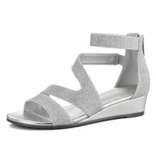PENNYSUE Women's Low Wedge Sandals Wide Width Ankle Strap Open Toe With Zipper Summer Dress Shoes - 銀色 - 查看 1