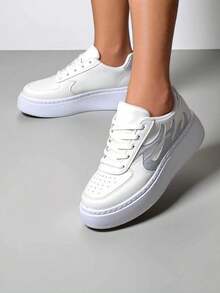 女士厚底运动鞋