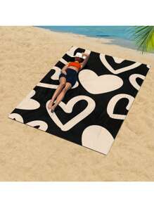1 pièce Serviette de plage surdimensionnée à motif cœur noir et blanc, respirante. Serviette de bain douce et légère, séchage rapide, super absorbante. Idéale pour les voyages d'été, les vacances, la décoration de salle de bain, les accessoires de plage