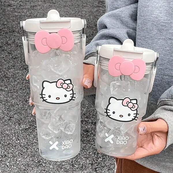 bandai Tragbare Cartoon Trinkbecher mit großem Fassungsvermögen, Hello Kitty Wasserflasche mit großem Fassungsvermögen und Strohhalm, langanhaltend, auslaufsicher, geeignet für Outdoor-Sport und Fitness Strohhalm Becher (Fassungsvermögen 600 ml/20,29 oz, 900 ml/30,43 oz) - Hello Kitty Dekoraufkleber müssen von Hand aufgeklebt werden