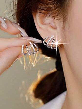 2 件 925 纯银时尚方晶锆石四爪耳钉，适合女性日常佩戴