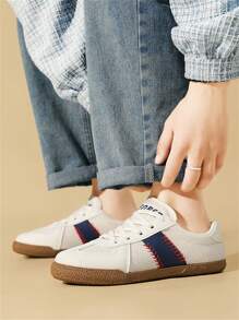 Zapatos de lona transpirables para hombres, zapatillas deportivas de moda con cordones, zapatos de skate deportivos retro