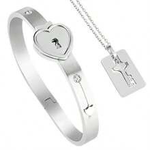 1pc Titanium Steel Creative Couples Lock Design Bracelet, Stainless Steel Heart Love Shape, Suitable For Everyday Wear