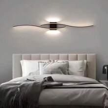 1 Piece Modern Gold LED Wall Sconce, Iron Body, Acrylic Shade, Easy DIY Assembly, Charging Cable Not Included, Suitable For Office, Bedroom, Dining Room, Hallway, Outdoor Decorative Lighting, Birthday Gift For Friends, With Remote Control, Adjustable Brightness