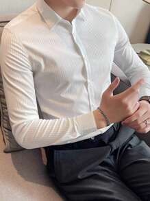 1pc Men's Solid Color Embossed Stripe Button-Up Long Sleeve Formal Shirt