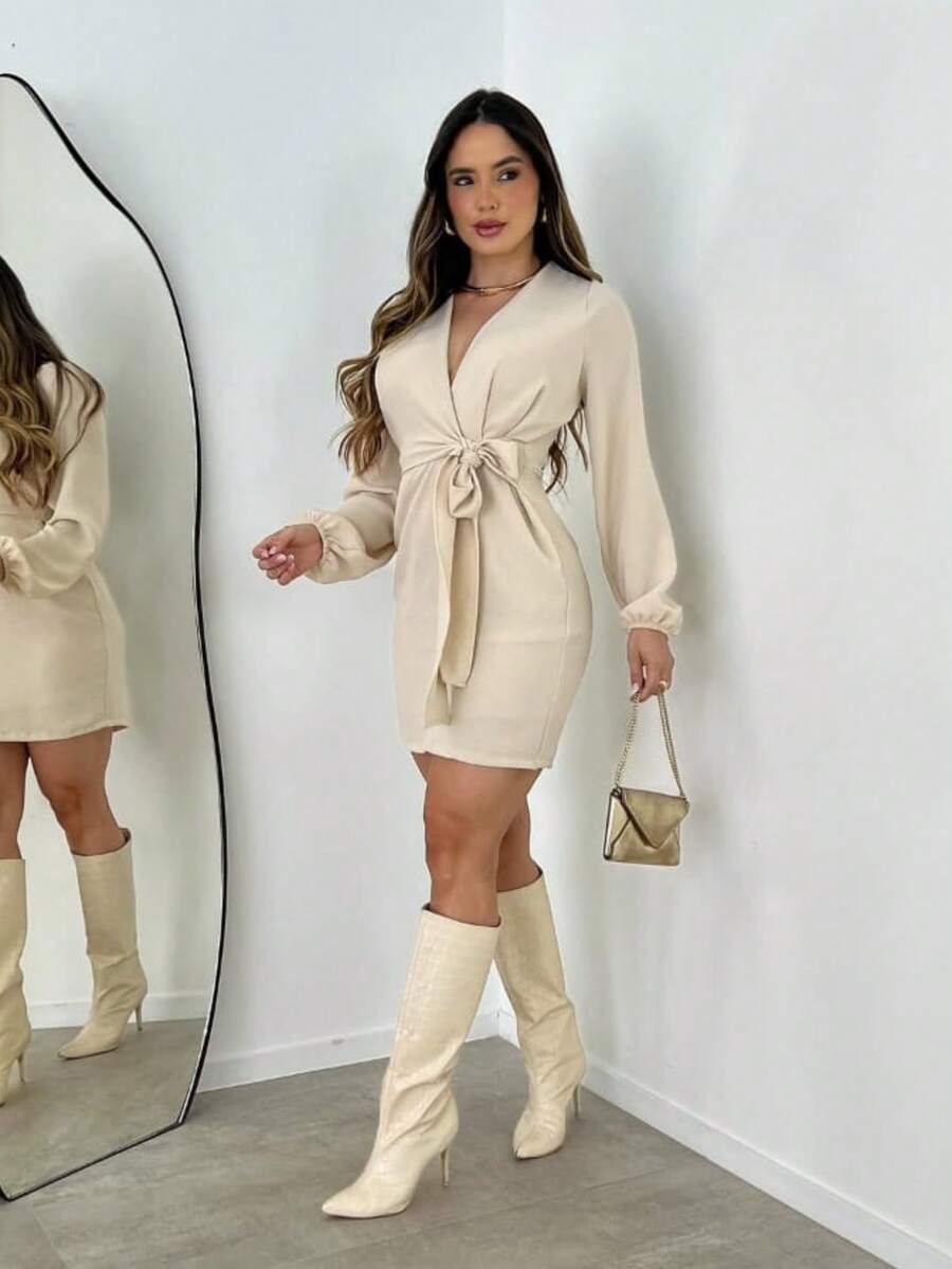 Vestido Curto Com Laço e Manga Elastex FORRADO