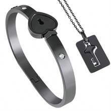 1pc Titanium Steel Creative Couples Lock Design Bracelet, Stainless Steel Heart Love Shape, Suitable For Everyday Wear