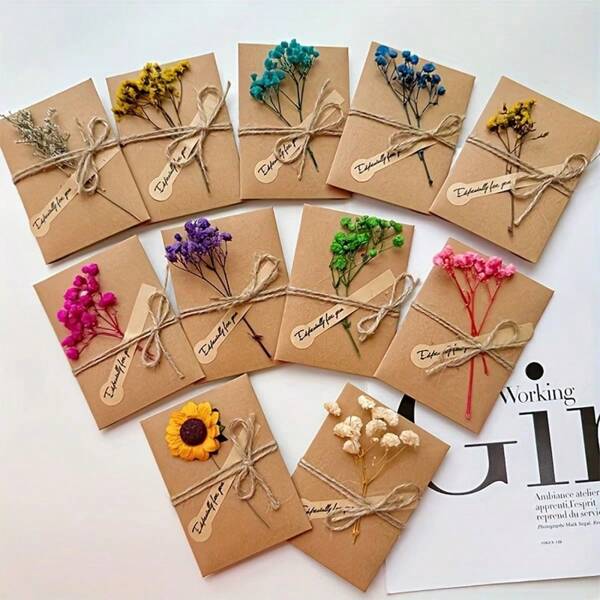 Un ensemble de 5 cartes de vœux faites main avec fleurs séchées et enveloppes auto-scellantes pour les anniversaires, la fête des enseignants, la fête des mères, Thanksgiving, les fiançailles et les remises de diplômes - parfait pour les cartes de remerciement, les cartes de remerciement vintage et les vœux thème ange, rentrée des classes, fournitures scolaires